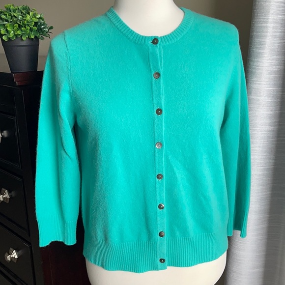 Pure Collection Sweaters - PURE collection 100% cashmere cardigan US 8/10